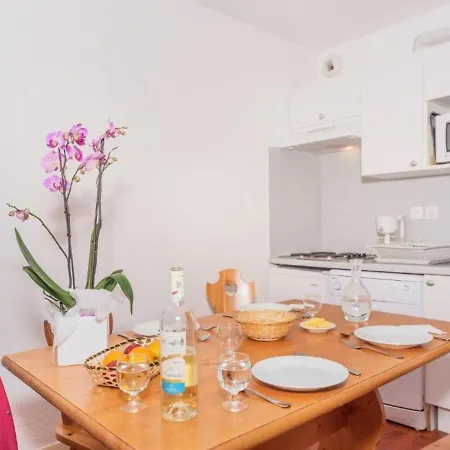 Apartment 2 Pieces Pour 6 Personnes Avec Balcon A Vignec, Proche Saint-lary-soulan - Fr-1-504-143