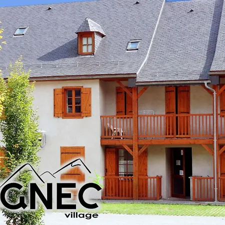 2 Pieces Pour 6 Personnes Avec Balcon A Vignec, Proche Saint-lary-soulan - Fr-1-504-143 *